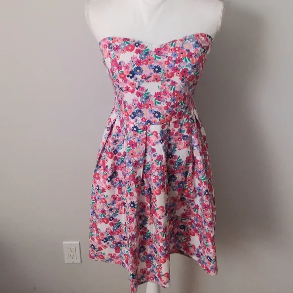 No Boundaries Dresses No Boundaries Strapless Dress Red Pink